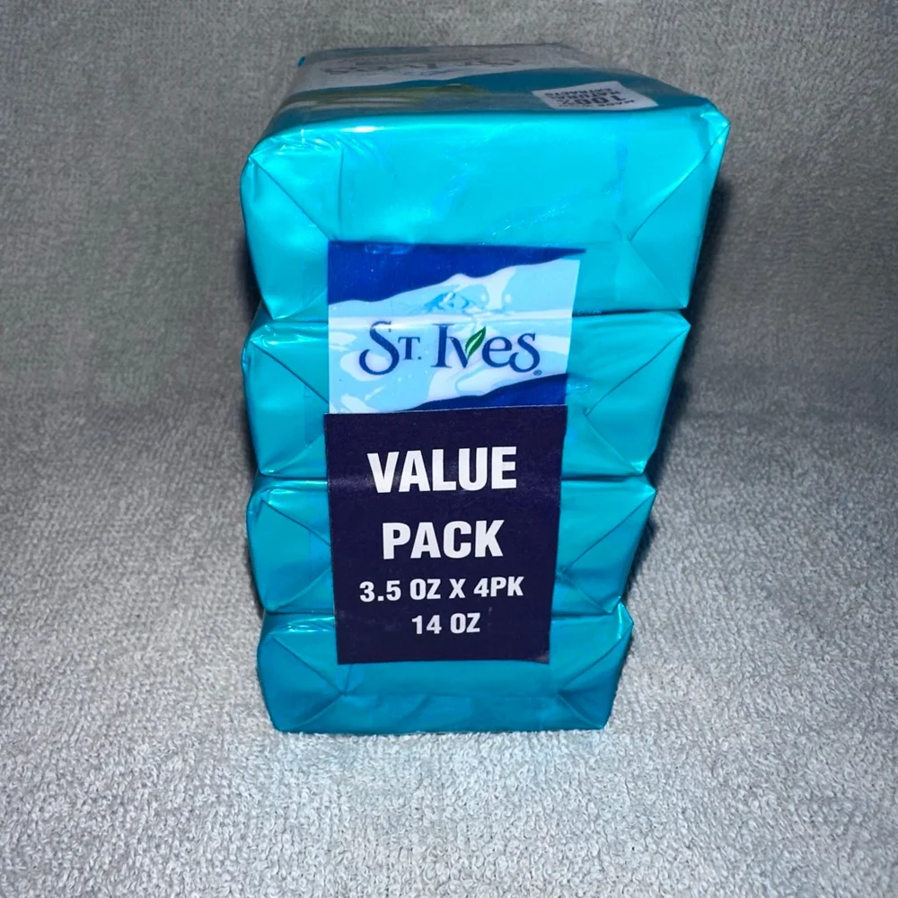 New St Ives Coconut Water Aloe & Walnut Scrub Soap Value Pack 3.5oz Bars - 4Pk
